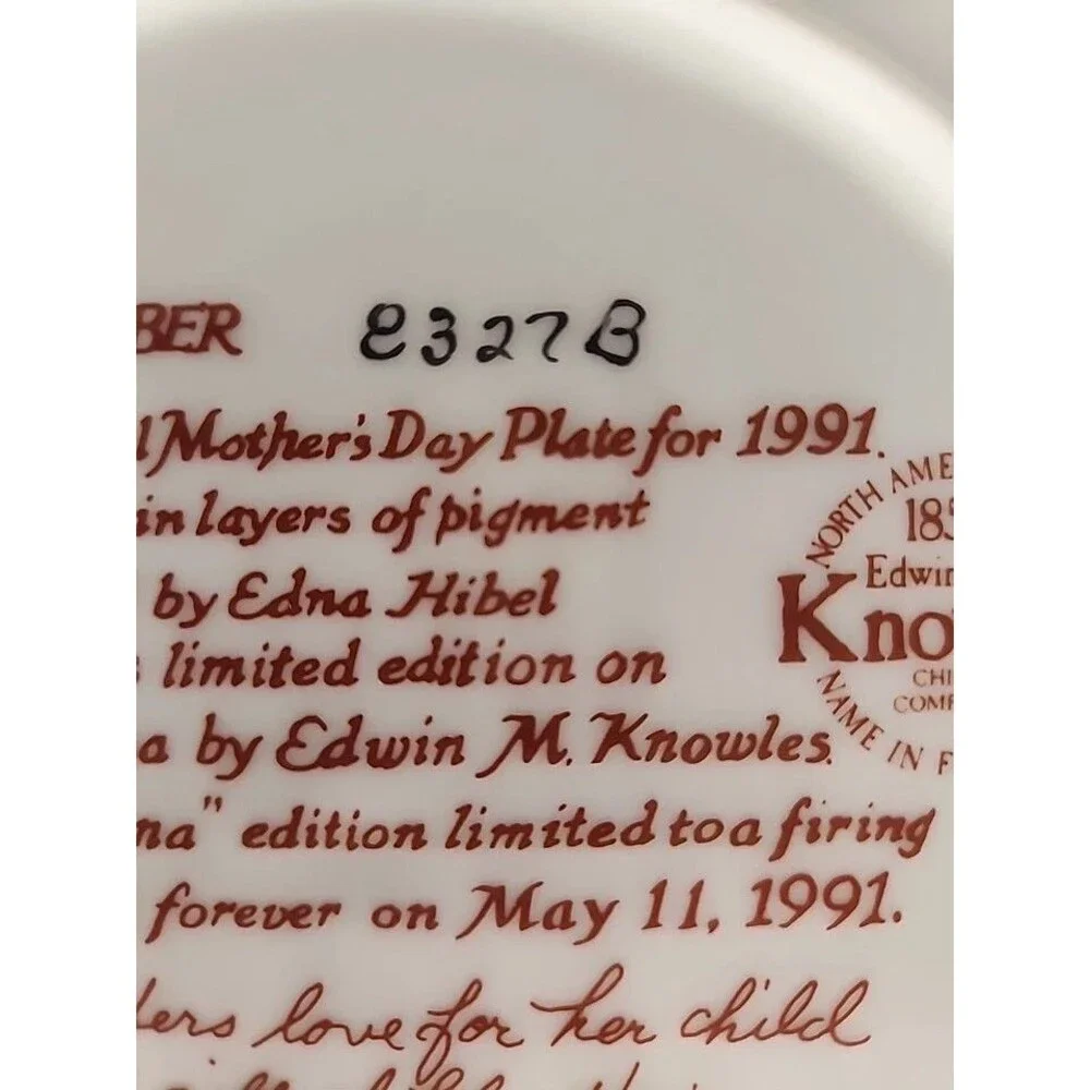 EDNA HIBEL 1991 Mother’s Day Porcelain VINTAGE Plate 8.5”